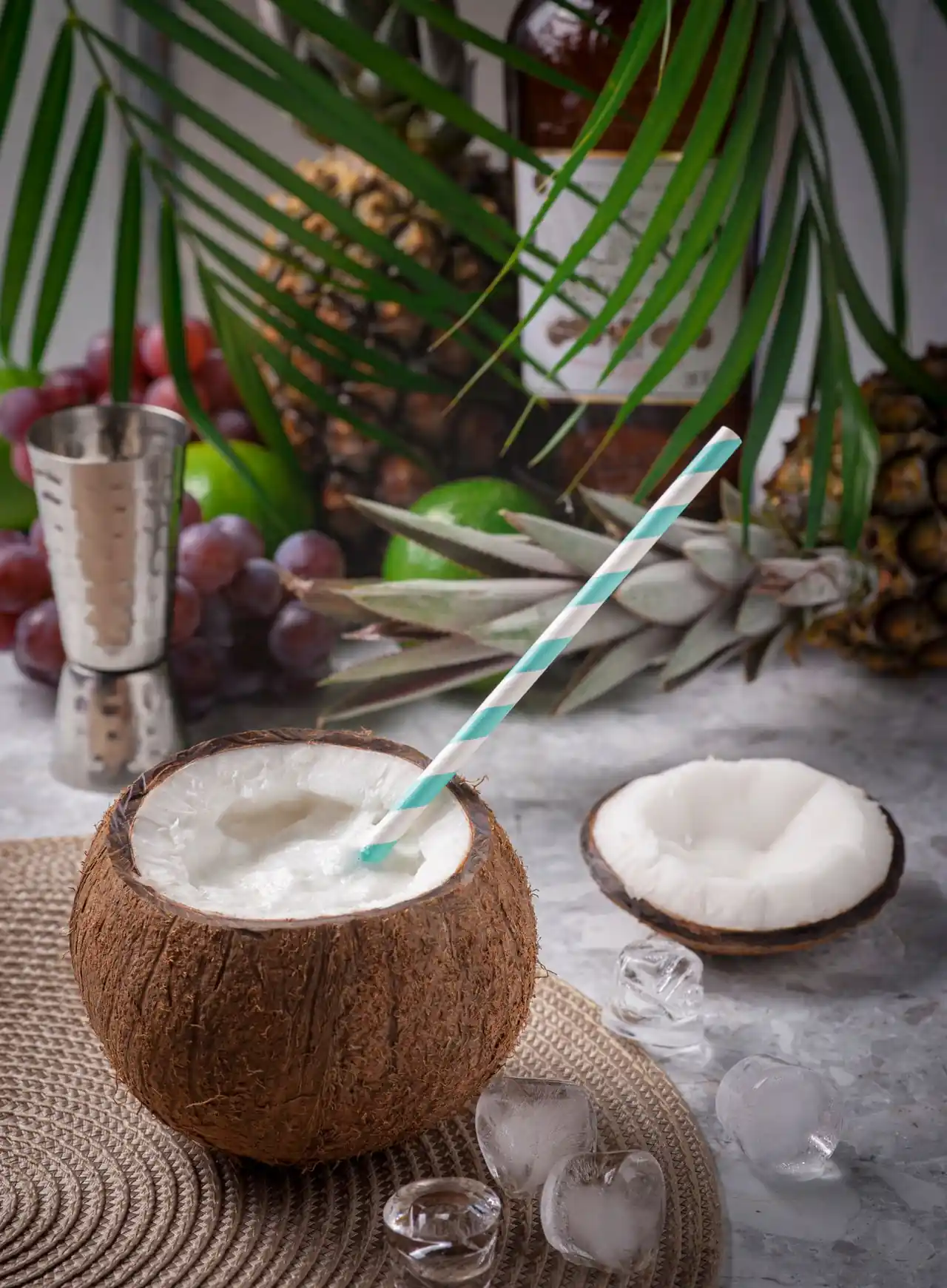 14 Aneka Minuman Segar untuk Usaha yang Layak Dicoba! 10 Es Kelapa Muda