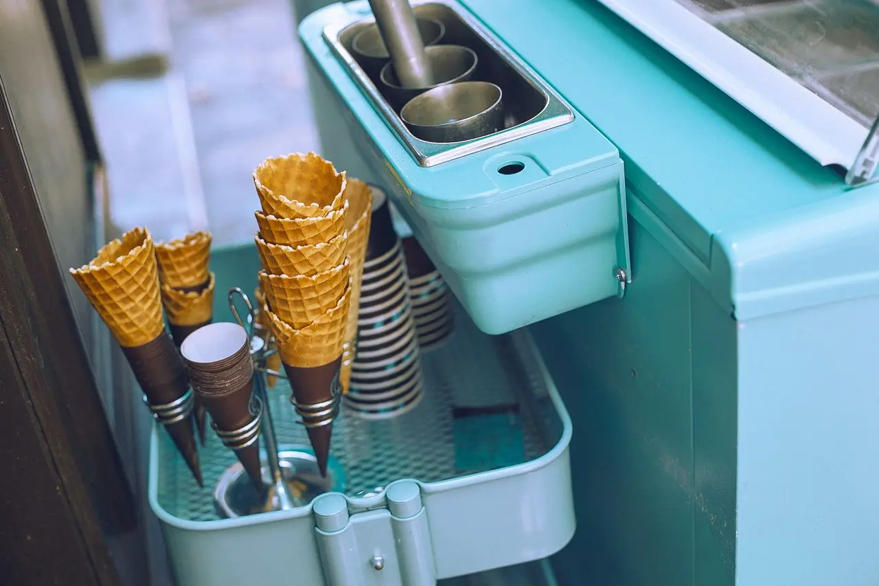 Ice Cream Machine 